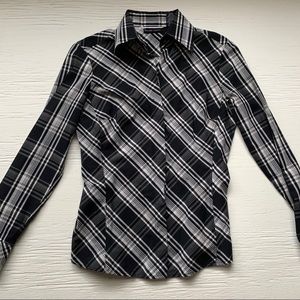 New York and Co. stretch dress shirt top Small